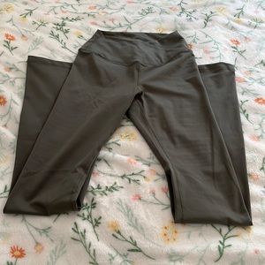 Crossover flared leggings